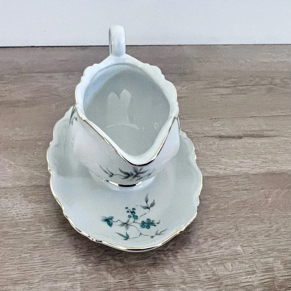 MITTERTEICH Bavaria Germany - Green‎ Ming - Gravy Boat Attached Underplate - Vtg